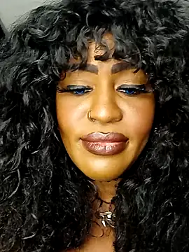 Snapshot of AmazonianMistress chatting on December 4, 2025, 6:07 pm AmazonianMistress online show from December 4, 2025, 6:07 pm