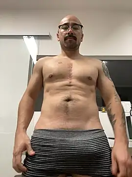 Snapshot of SeizoC chatting on April 10, 2026, 6:53 am SeizoC online show from April 10, 2026, 6:53 am