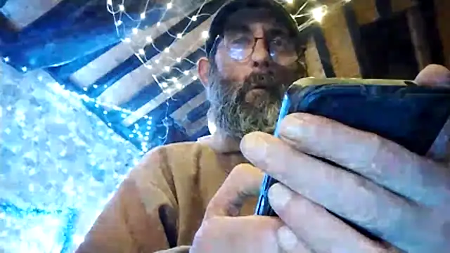 Snapshot of Oridama123 chatting on May 7, 2026, 8:45 pm Oridama123 online show from May 7, 2026, 8:45 pm