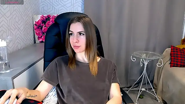 Snapshot of Naughty__Megan chatting on March 13, 2025, 1:07 pm Naughty Megan online show from March 13, 2025, 1:07 pm