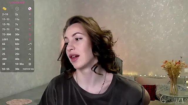 Snapshot of Naughty__Megan chatting on May 29, 2026, 7:58 am Naughty Megan online show from May 29, 2026, 7:58 am