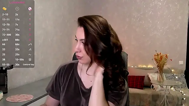 Snapshot of Naughty__Megan chatting on April 29, 2026, 4:16 am Naughty Megan online show from April 29, 2026, 4:16 am