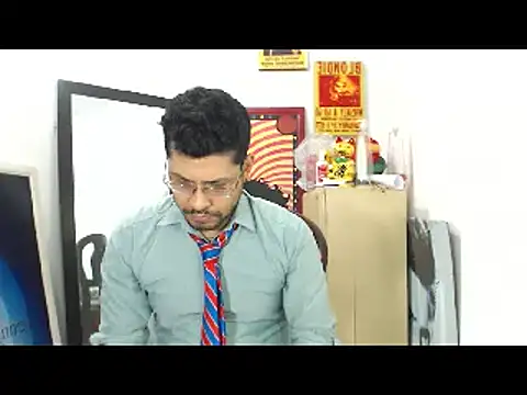 Snapshot of MikeRiverx chatting on December 3, 2024, 6:21 am MikeRiverx online show from December 3, 2024, 6:21 am