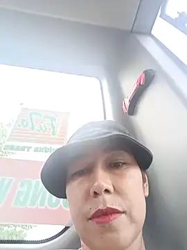 Snapshot of 2HotAsain4u chatting on October 23, 2025, 1:59 am 2HotAsain4u online show from October 23, 2025, 1:59 am