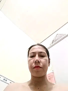 Snapshot of 2HotAsain4u chatting on March 29, 2026, 10:00 pm 2HotAsain4u online show from March 29, 2026, 10:00 pm