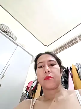 Snapshot of 2HotAsain4u chatting on January 16, 2026, 1:42 am 2HotAsain4u online show from January 16, 2026, 1:42 am