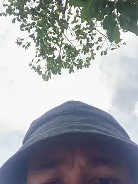 Snapshot of 2HotAsain4u chatting on October 26, 2025, 5:08 am 2HotAsain4u online show from October 26, 2025, 5:08 am