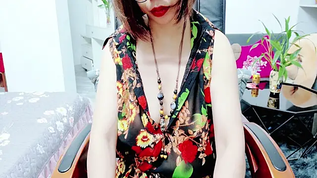 Miu-Le online show from June 27, 2026, 6:47 pm