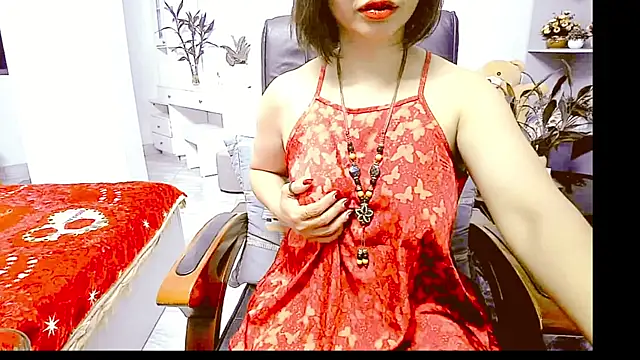 Miu-Le online show from May 11, 2026, 8:17 pm