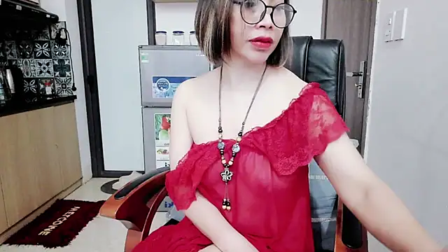 Snapshot of Miu-Le chatting on November 1, 2025, 6:13 pm Miu-Le online show from November 1, 2025, 6:13 pm