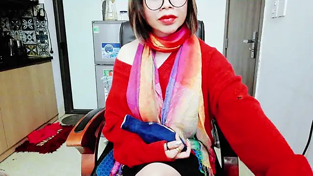 Snapshot of Miu-Le chatting on December 15, 2025, 7:20 pm Miu-Le online show from December 15, 2025, 7:20 pm