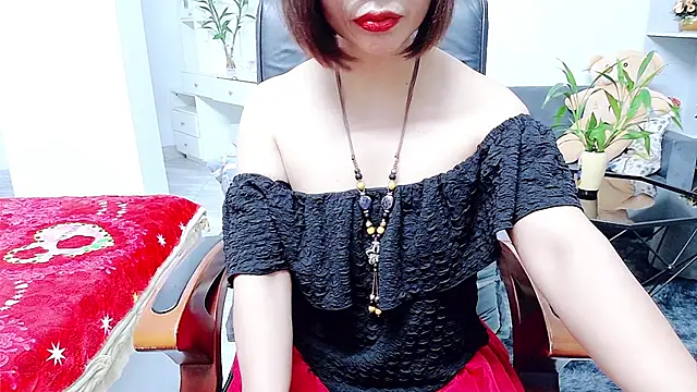 Miu-Le online show from June 7, 2026, 10:48 pm