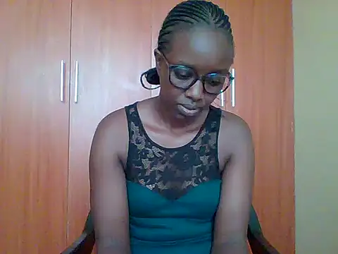 Snapshot of sexy_darleen23 chatting on February 7, 2026, 7:49 am sexy darleen23 online show from February 7, 2026, 7:49 am