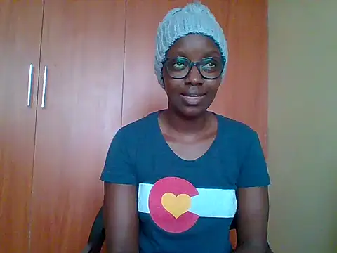 Snapshot of sexy_darleen23 chatting on March 1, 2026, 10:37 am sexy darleen23 online show from March 1, 2026, 10:37 am