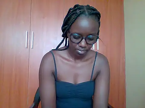 Snapshot of sexy_darleen23 chatting on February 18, 2026, 9:50 am sexy darleen23 online show from February 18, 2026, 9:50 am