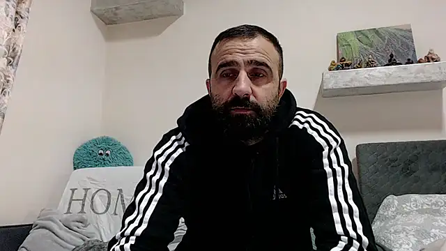 Snapshot of ivat80 chatting on December 22, 2024, 6:17 am ivat80 online show from December 22, 2024, 6:17 am