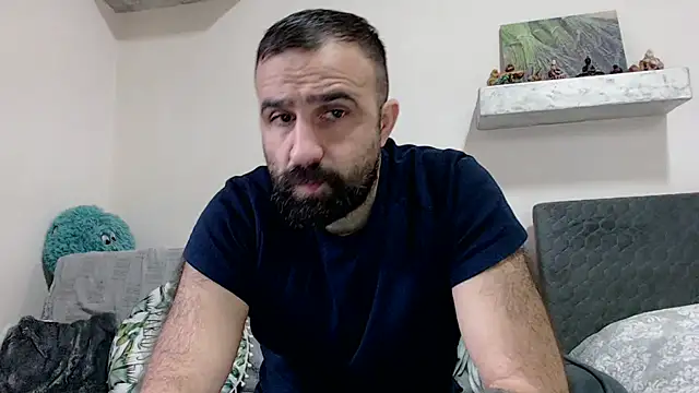 Snapshot of ivat80 chatting on December 20, 2024, 6:29 am ivat80 online show from December 20, 2024, 6:29 am