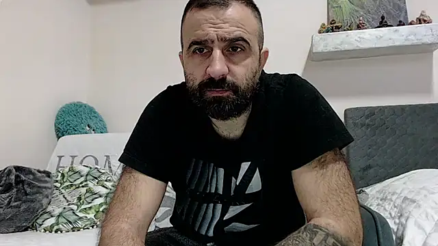 Snapshot of ivat80 chatting on December 26, 2024, 7:03 am ivat80 online show from December 26, 2024, 7:03 am