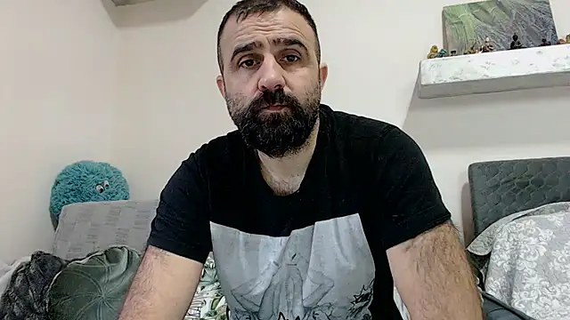 Snapshot of ivat80 chatting on December 19, 2024, 6:34 am ivat80 online show from December 19, 2024, 6:34 am