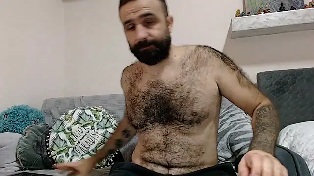 Snapshot of ivat80 chatting on December 13, 2024, 12:17 pm ivat80 online show from December 13, 2024, 12:17 pm