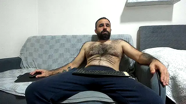 Snapshot of ivat80 chatting on October 14, 2025, 4:40 pm ivat80 online show from October 14, 2025, 4:40 pm