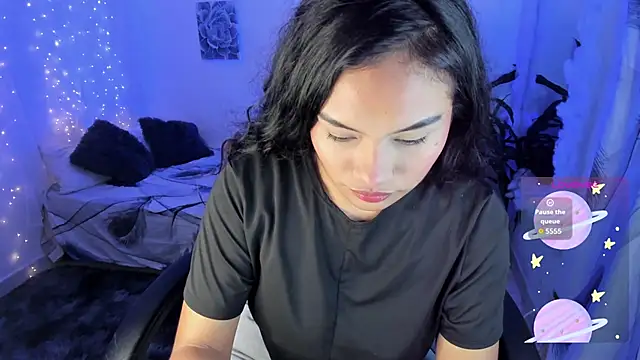 Riana Kean online show from September 13, 2025, 2:55 am