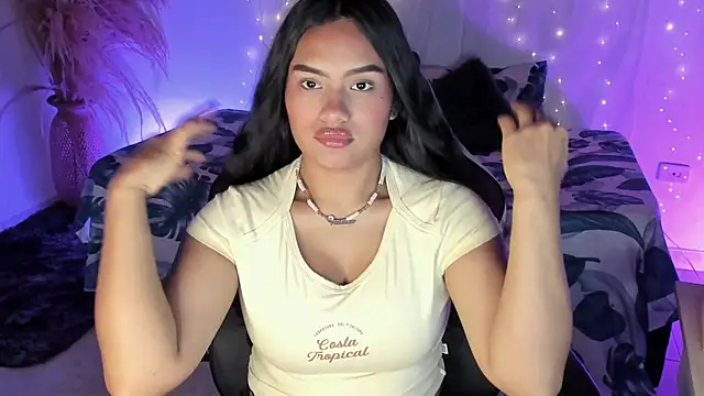 Riana Kean online show from March 24, 2026, 2:11 am