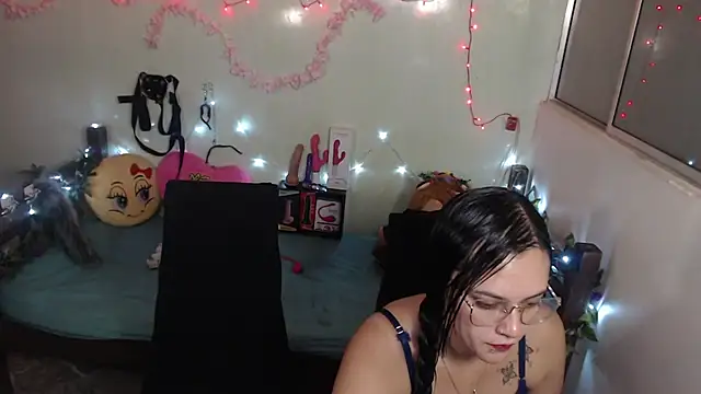 Snapshot of 01antoniafranco chatting on February 17, 2025, 6:09 am 01antoniafranco online show from February 17, 2025, 6:09 am