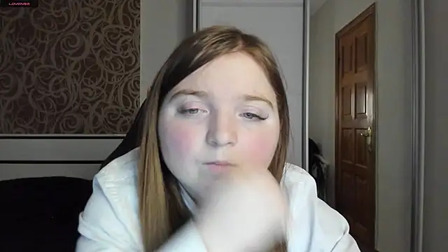 BettySprouse online show from December 28, 2024, 10:03 am