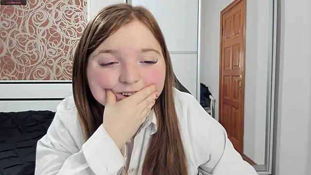 BettySprouse online show from December 27, 2024, 1:32 am