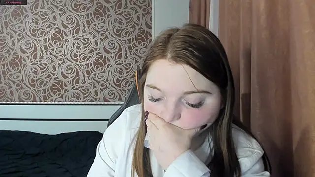 BettySprouse online show from December 2, 2024, 12:02 pm