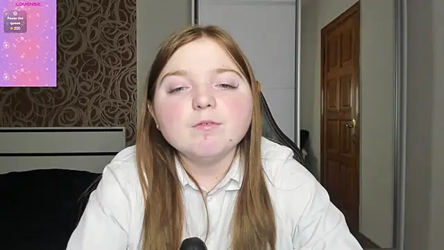 BettySprouse online show from January 6, 2025, 2:37 am