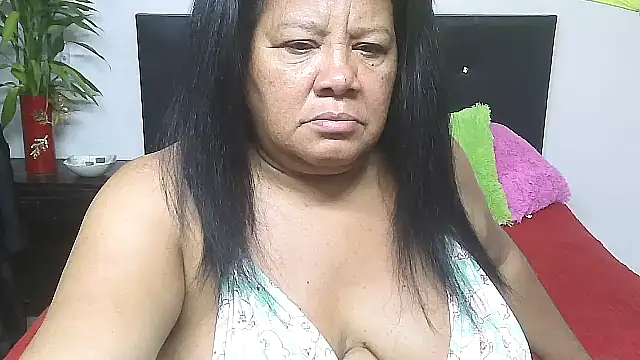 Shanttal0272 online show from May 24, 2026, 11:59 pm
