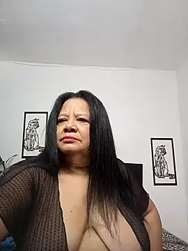 Snapshot of Shanttal0272 chatting on November 18, 2025, 3:15 pm Shanttal0272 online show from November 18, 2025, 3:15 pm