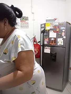 Shanttal0272 online show from February 12, 2026, 2:11 am