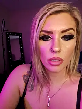 ellieconradxo online show from February 9, 2025, 7:52 pm