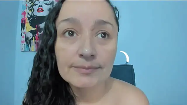 Snapshot of _luna__sweet_ chatting on May 8, 2026, 1:42 am luna sweet online show from May 8, 2026, 1:42 am