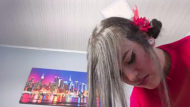 Snapshot of Alli_cooper chatting on April 1, 2026, 1:41 pm Alli cooper online show from April 1, 2026, 1:41 pm