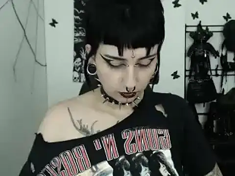 n0sferatus   online show from October 26, 2025, 3:51 am