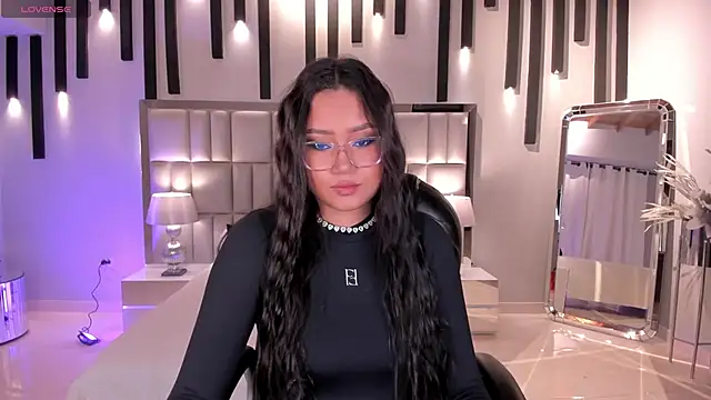 AmberLewis  online show from November 1, 2025, 3:35 am