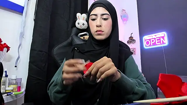 Snapshot of chaymae_nah_ chatting on April 23, 2026, 11:39 pm chaymae nah online show from April 23, 2026, 11:39 pm