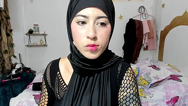 Snapshot of chaymae_nah_ chatting on September 24, 2025, 10:48 pm chaymae nah online show from September 24, 2025, 10:48 pm