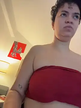 Snapshot of rafamarianoofc chatting on November 12, 2025, 10:19 am rafamarianoofc online show from November 12, 2025, 10:19 am