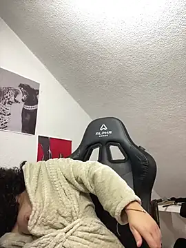 Snapshot of rafamarianoofc chatting on March 16, 2025, 4:34 pm rafamarianoofc online show from March 16, 2025, 4:34 pm