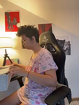 Snapshot of rafamarianoofc chatting on October 18, 2025, 9:22 am rafamarianoofc online show from October 18, 2025, 9:22 am