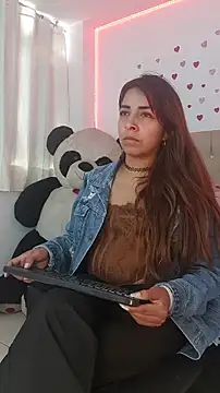 ameliefederline11 online show from February 19, 2026, 3:09 pm