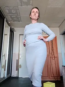 Snapshot of Evelina_cute chatting on March 20, 2026, 10:49 am Evelina cute online show from March 20, 2026, 10:49 am