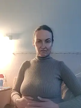 Evelina cute online show from November 27, 2025, 1:00 pm