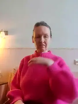 Evelina cute online show from January 14, 2026, 9:35 am