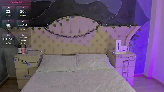 AmberGreyy  online show from November 13, 2025, 6:01 pm